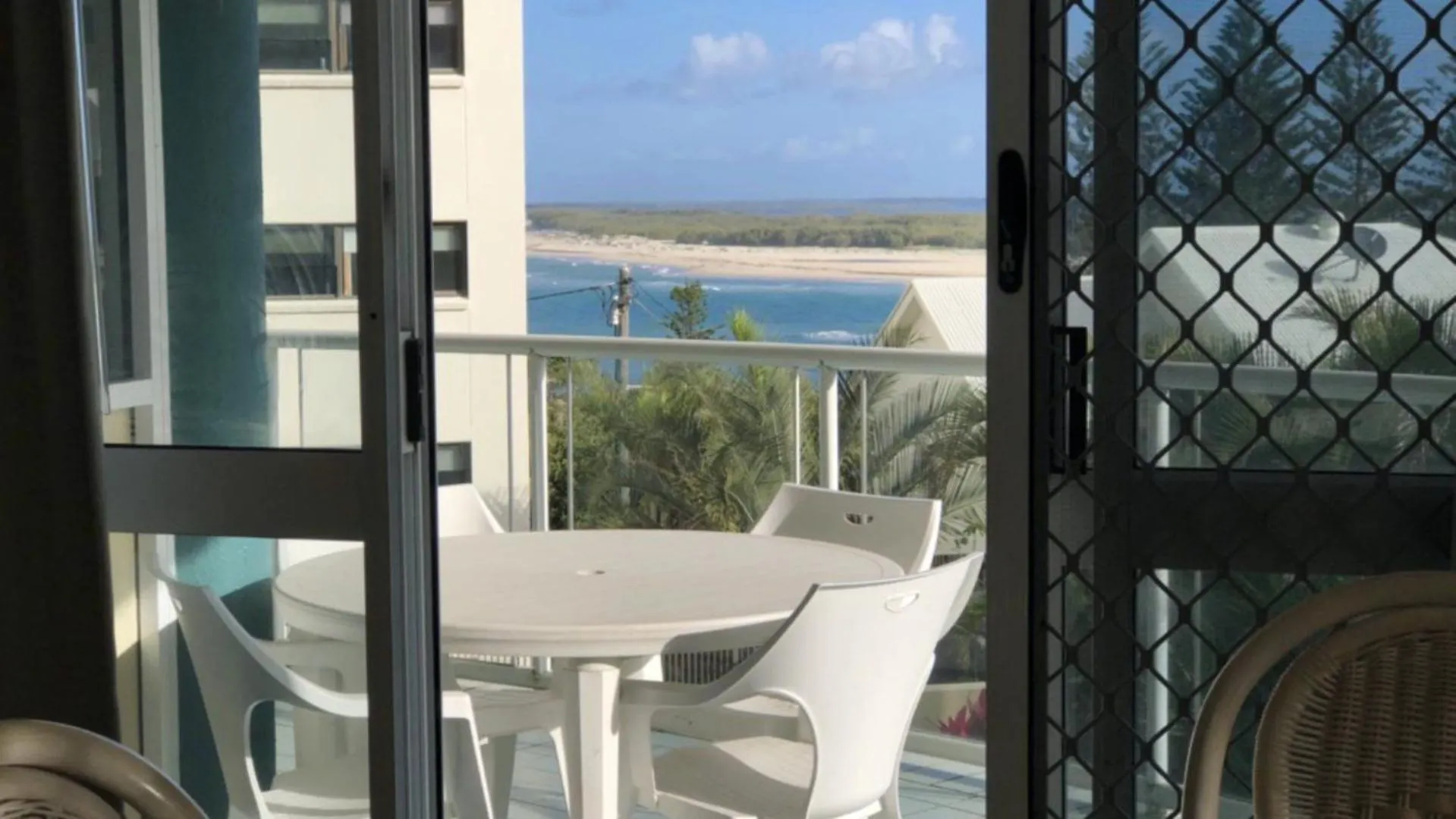 Pumicestone Apartments Unit 4 Caloundra 0*,  Australia